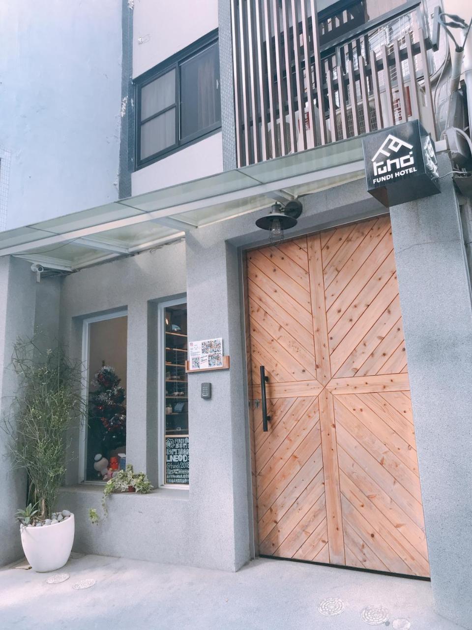Fundi Hotel Tainan Exterior photo